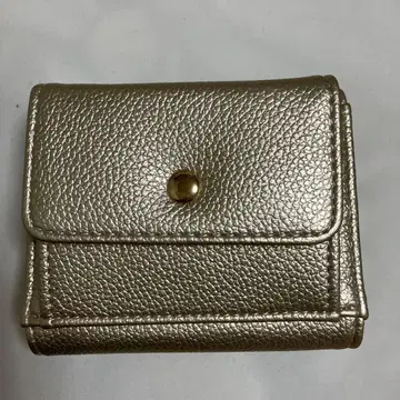 골드 3단 폴더형 지갑 카드 슬롯 포함