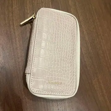 enamor 크로커다일 무늬 브러쉬 케이스