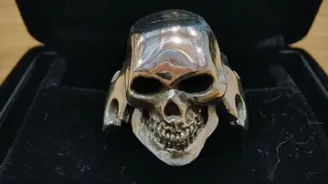 CRAZY PIG (크레이지 피그) CUTAWAY SKULL RING