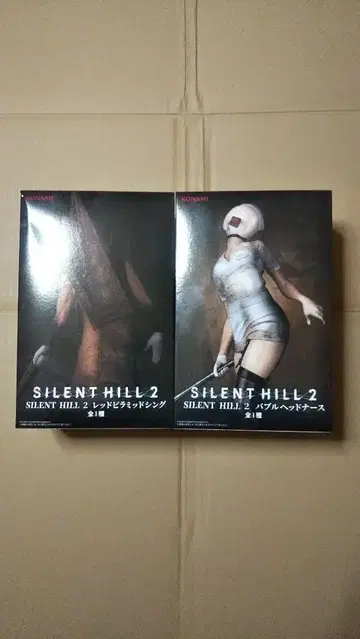 사일런트 힐 2 피라미드 간호사 피규어 2체 세트 새상품 상자 있음