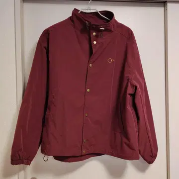 셰린 버건디 마운틴 후드티 니지산지 이잣카매니아