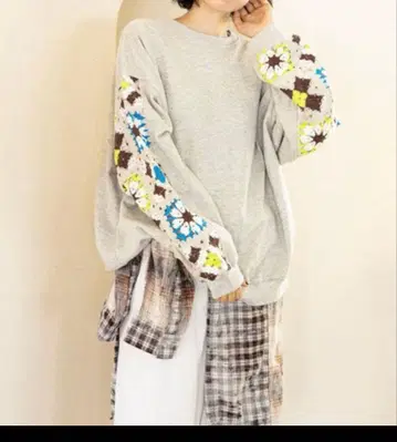 니코앤드 - 크로셰 콤비 풀오버 라이트 그레이