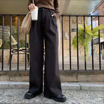 속기모 릴랙스 턱 팬츠 BLATE