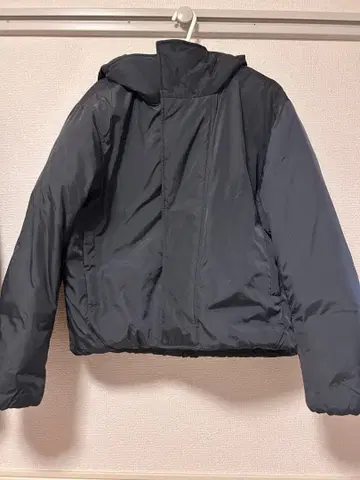 UNIQLO 퍼프 테크 후드티 다크 그레이