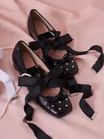 lily brown 레이스업 발레 슈즈 새상품