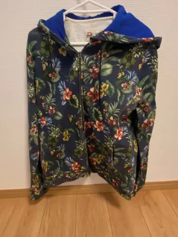 RattleTrap 꽃무늬 후드 부착 점퍼