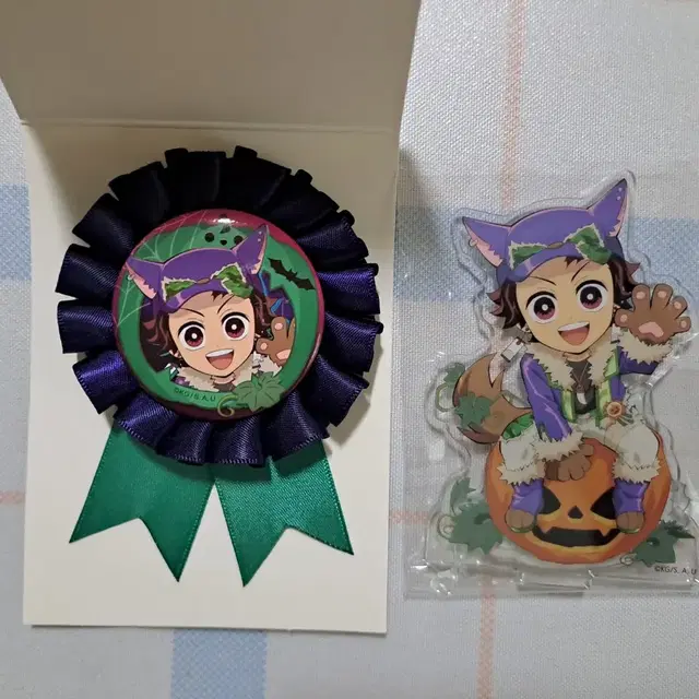 귀멸의 칼날 할로윈2025 탄지로 캔뱃지 아크릴스탠드 판매합니다.