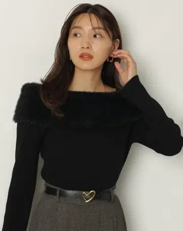 퍼리 오프숄더 니트 블랙 M