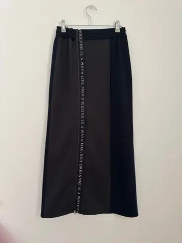 [YAMADAYA] 로고 타이트 스커트