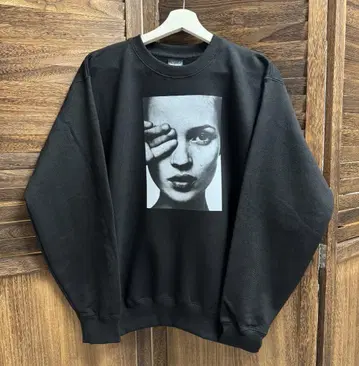 케이트 모스 Kate Moss 트레이닝복 맨투맨 블랙 새상품 배송비 포함