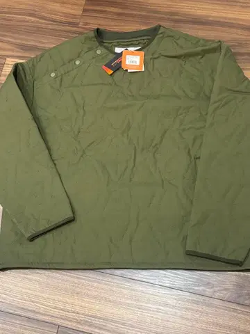 미사용 새상품 폴러 자켓