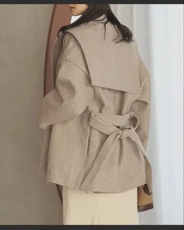 페이크 울 세일러 카라 미들 코트