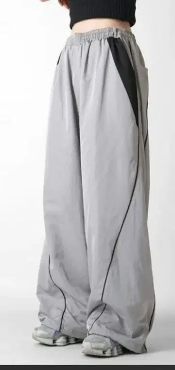 Y2K 절개 파이핑 사이드 라인 나일론 와이드 팬츠 [ Confirm ]