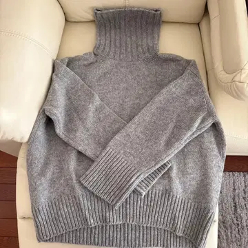 갤러리 비 파인 울 하이넥 풀오버