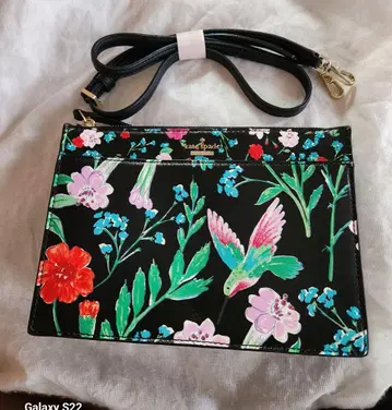 케이트 스페이드 꽃무늬 숄더백 미사용