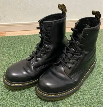 닥터 마틴 워크 부츠 8홀 최종 가격 인하!