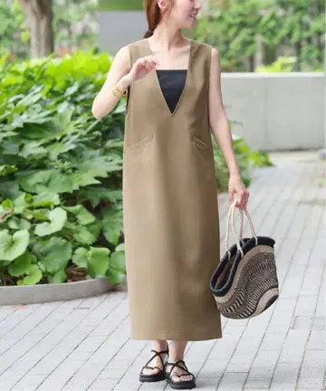 JS relume 워셔블 더블 크로스 오버롤 스커트