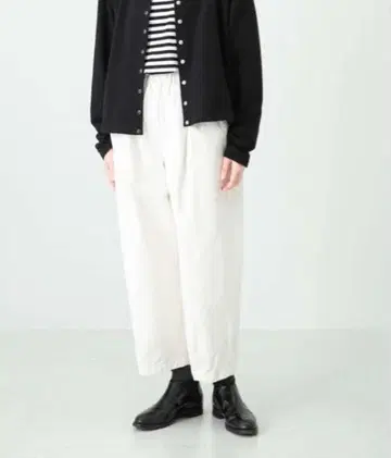 택 포함 새상품 카구레 코튼 크롭 팬츠 어반 리서치 도어스