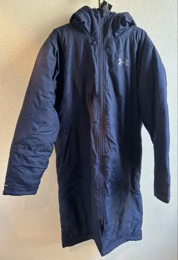 언더아머 벤치 코트 MD