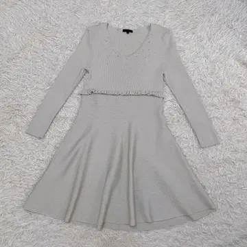 투 비 시크 라메 니트 원피스 비쥬