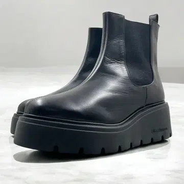 [컨디션 최상] 힐즈베뉴 아치 사이드 고어 부츠 24.5 통굽 블랙