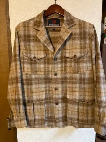 INVERTERE 인버티어 자켓