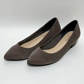 [ 새상품급 ] AIMER 에메 / 로우힐 스웨이드 펌프스 22.5cm