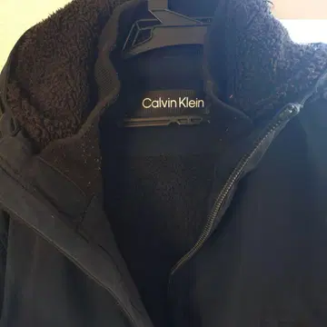 Calvin Klein 후드 부착 자켓 네이비