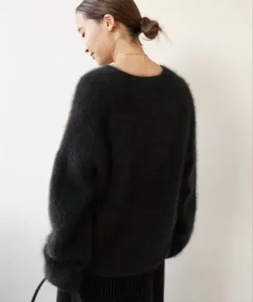 새상품급 EVERYDAY I LIKE Fluffy sweater