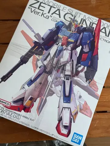 미사용 새상품 1/100 MG Z 건담 Ver.Ka