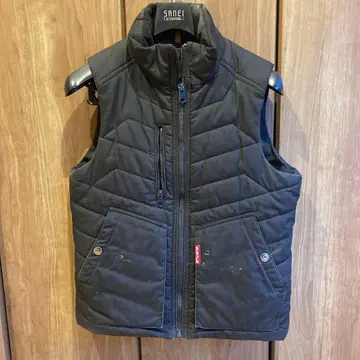 BURTLE 블랙 다운 베스트 L 사이즈