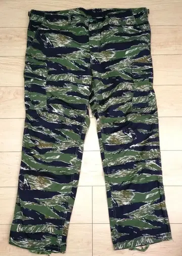새상품급 URBAN SURPLUS 정글 퍼티그 팬츠 타이거 XL