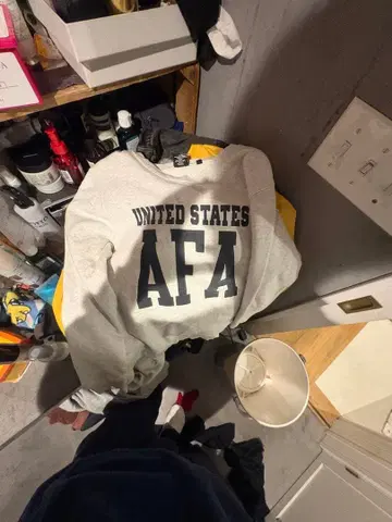 AVIREX 그레이 스웨트 셔츠