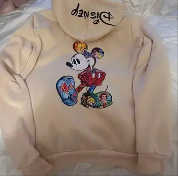 Disney 미키마우스 후드티 크림색