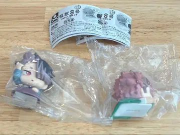 괴수 8호 가챠가챠 오넴탄 나루미 이하루 2점