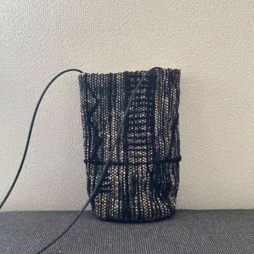 블랙과 베이지 beej