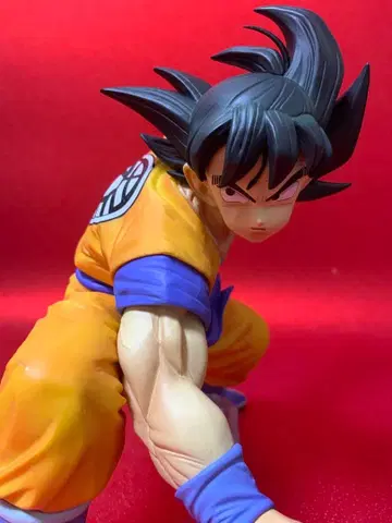 손오공 피규어 전투 포즈