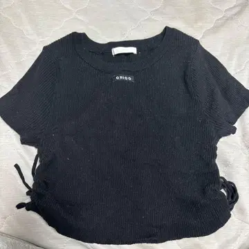 chico 로고 네임 드로스트 니트