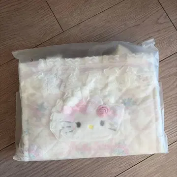 화이트 프릴 디자인 시리즈 키티 2WAY 토트백 핑크