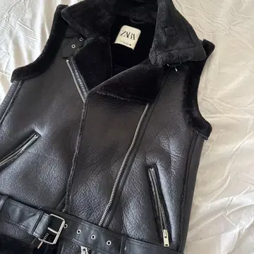 ZARA 라이더스형 베스트