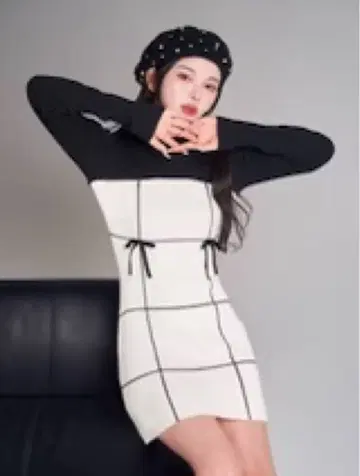 다리치 도킹 리본 디자인 니트 미니 원피스