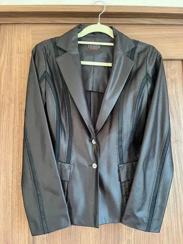 새상품급 HIROKO KOSHINO 히로코코시노 변형 테일러드 자켓