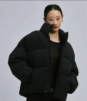 FEKETE 블랙 다운 자켓