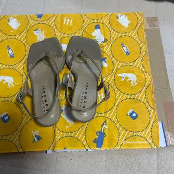 FOREMOS 베이지 플랫 샌들