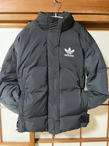 adidas 다운 자켓 블랙 M~L 상당 34