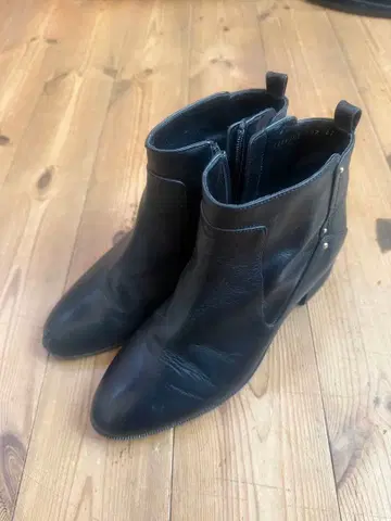 AU BANNISTER 블랙 부츠 37