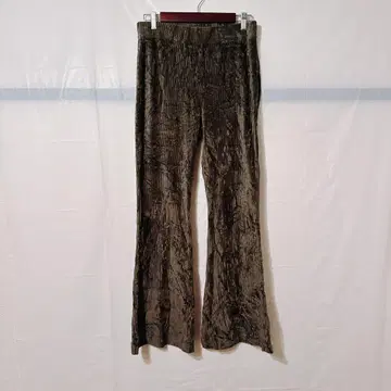 새상품급 aerie 다크 그린 [ M ] 와이드 팬츠 벨벳 원단