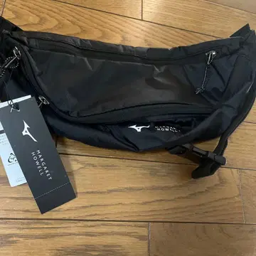 새상품 마가렛호웰 미즈노 나일론 립스탑 바디백