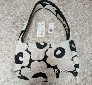 marimekko 플라워 패턴 숄더백 새상품급