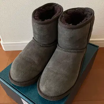 EMU 어그 부츠 초콜릿 23cm